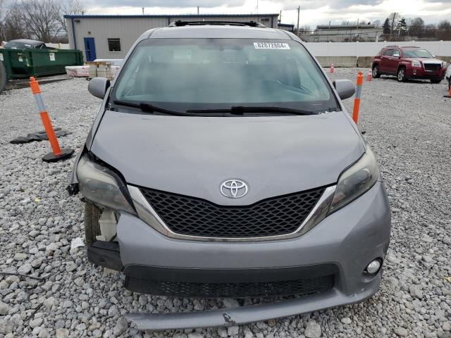 VIN 5TDXK3DC2GS724049 2016 TOYOTA SIENNA no.5