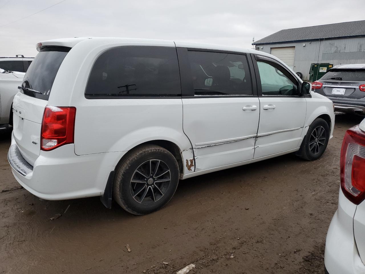 Lot #3034392063 2017 DODGE GRAND CARA