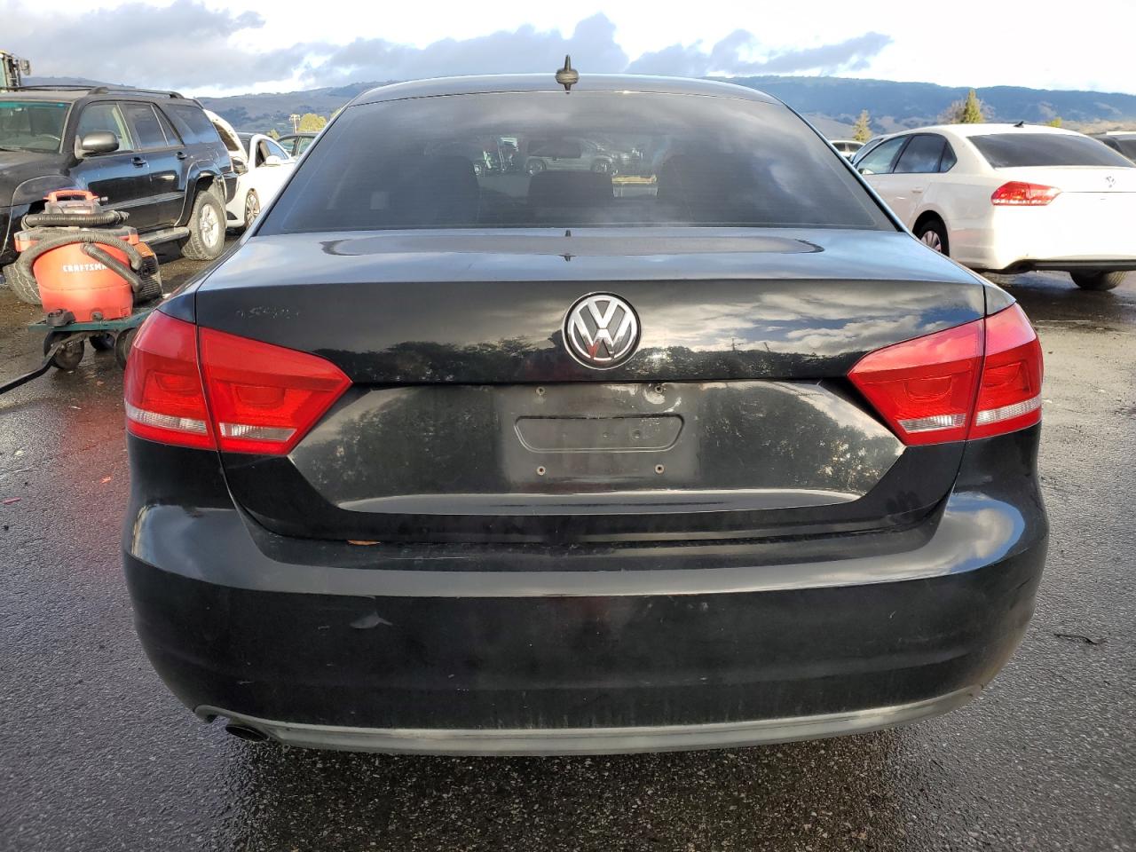 Lot #3048246728 2014 VOLKSWAGEN PASSAT S