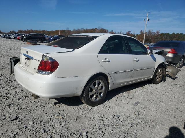 TOYOTA CAMRY LE 2005 white  gas JTDBF30K350166384 photo #4