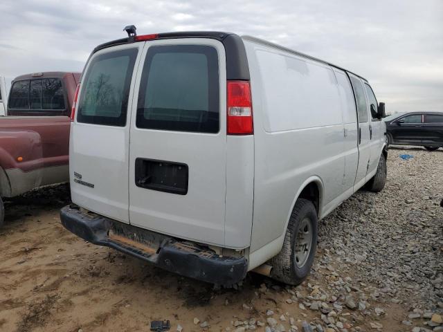 VIN 1GCWGBFPXK1174497 2019 CHEVROLET EXPRESS no.3