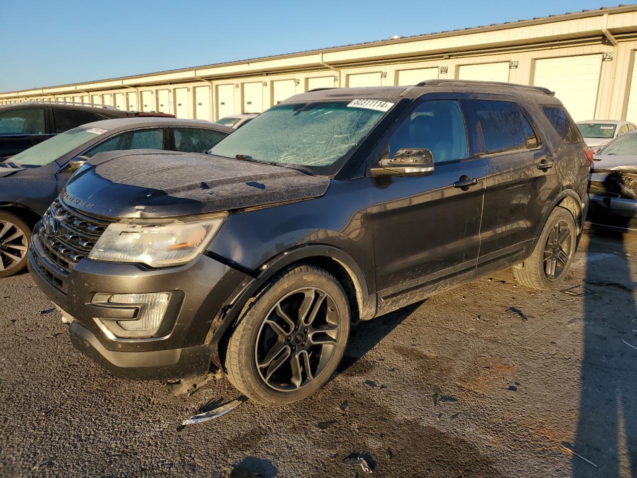  Salvage Ford Explorer