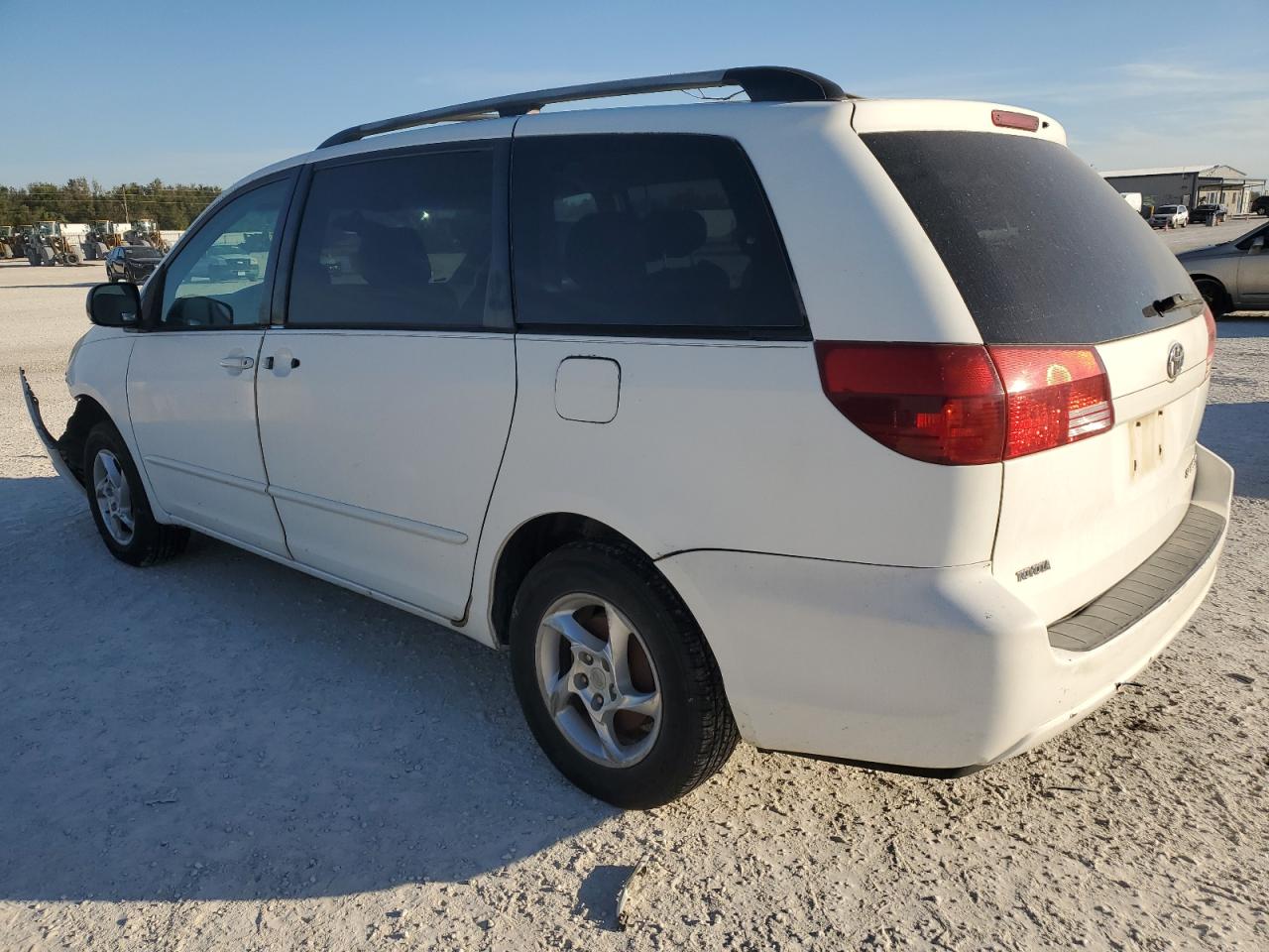 Lot #3029727690 2004 TOYOTA SIENNA CE