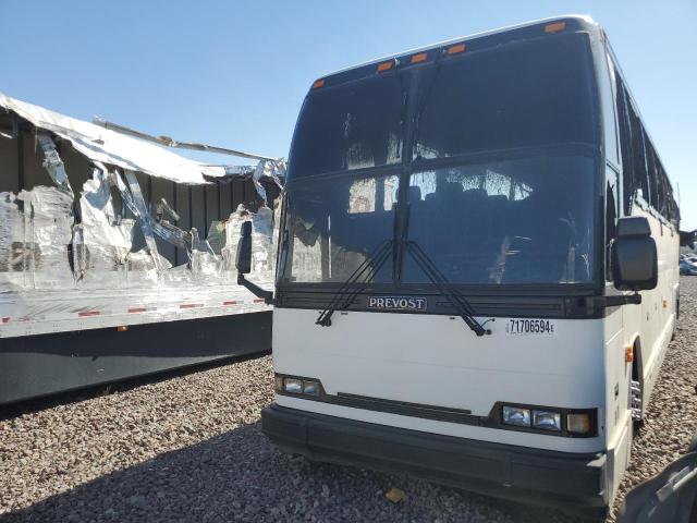 PREVOST BUS 2001 white bus diesel 2PCH3349411014039 photo #3