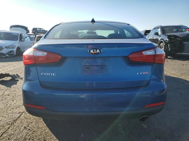 VIN KNAFX4A84F5263666 2015 KIA FORTE no.6