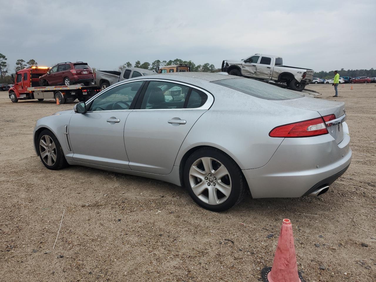 Lot #3037970217 2011 JAGUAR XF