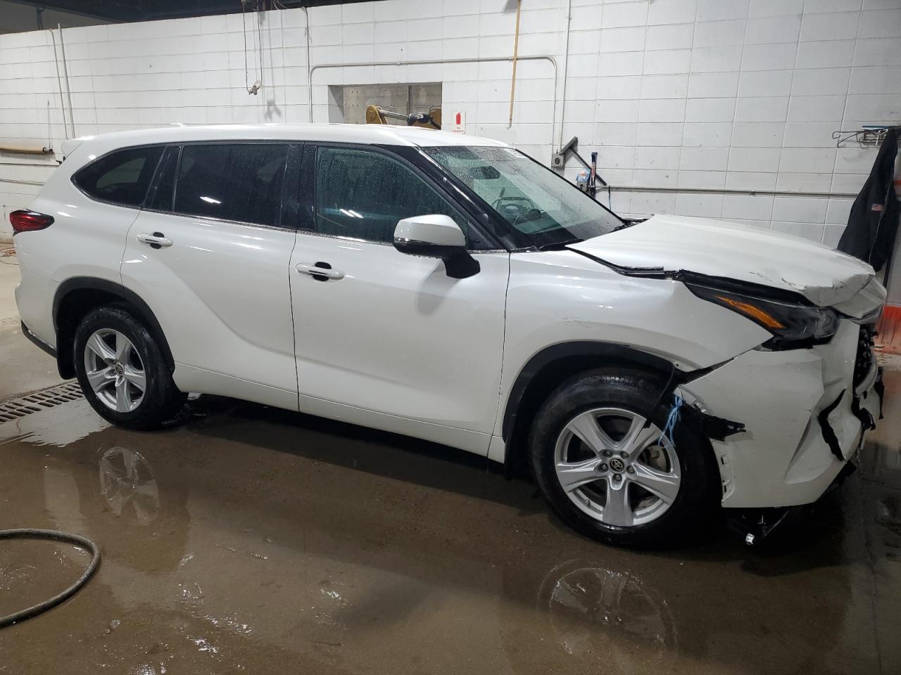 Lot #3055325349 2021 TOYOTA HIGHLANDER