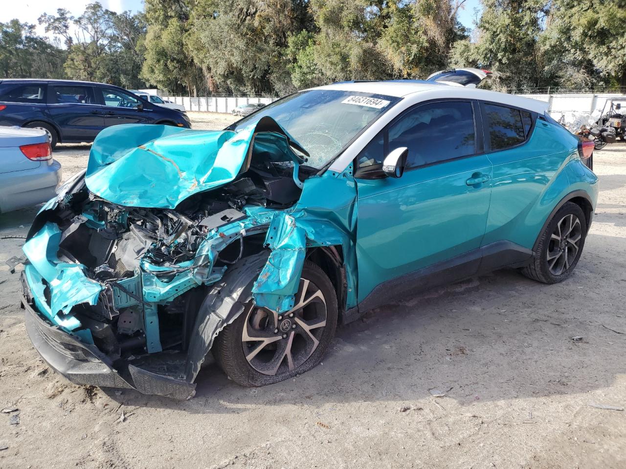 TOYOTA C-HR XLE