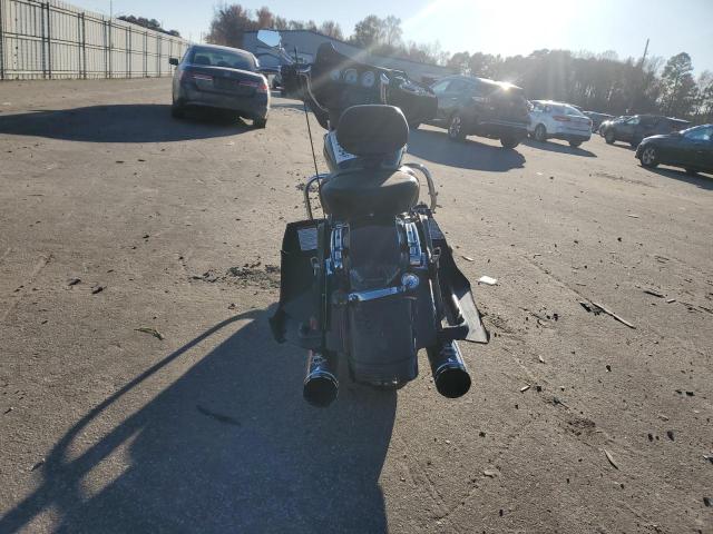 2019 HARLEY-DAVIDSON FLHX - 1HD1KBC1XKB676010