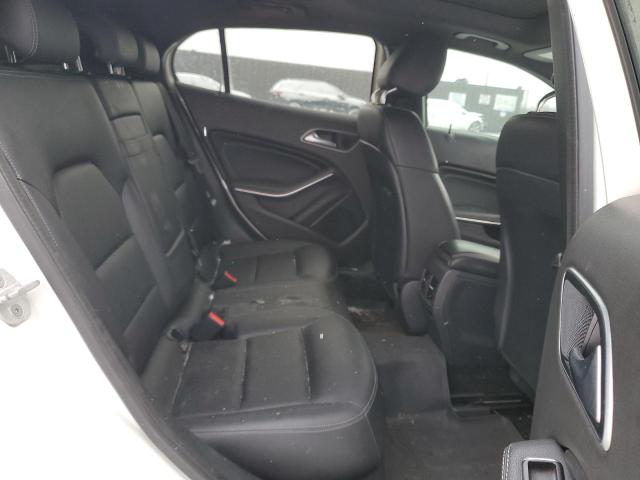 2018 MERCEDES-BENZ GLA 250 4M - WDCTG4GB1JJ392306