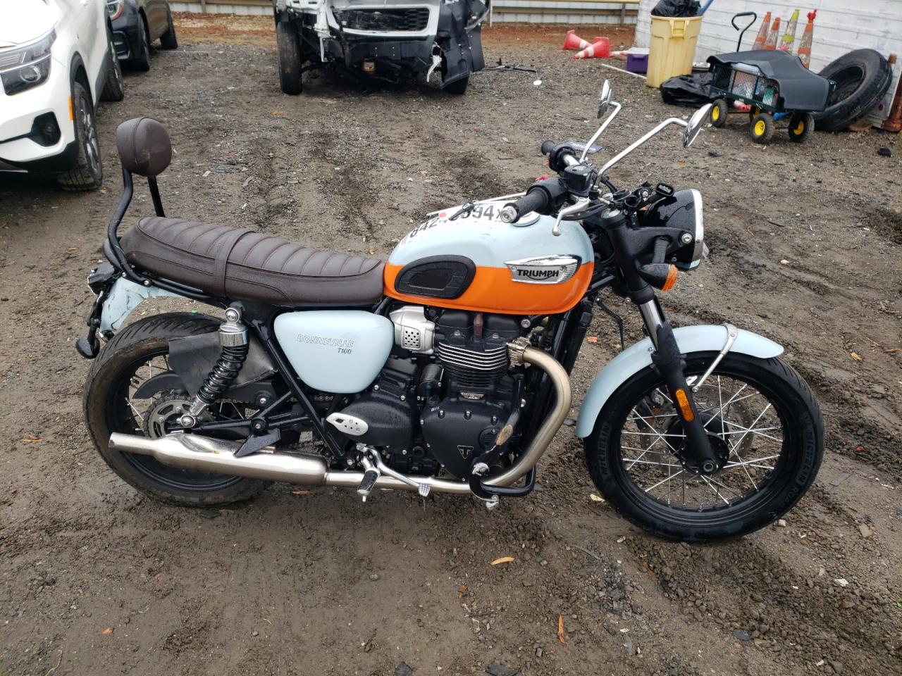  Salvage Triumph Motorcycle Bonneville