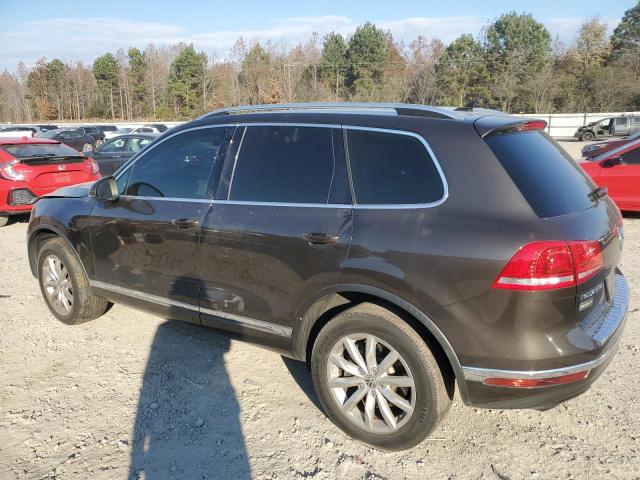 VOLKSWAGEN TOUAREG SP 2016 brown  gas WVGEF9BP7GD013040 photo #3