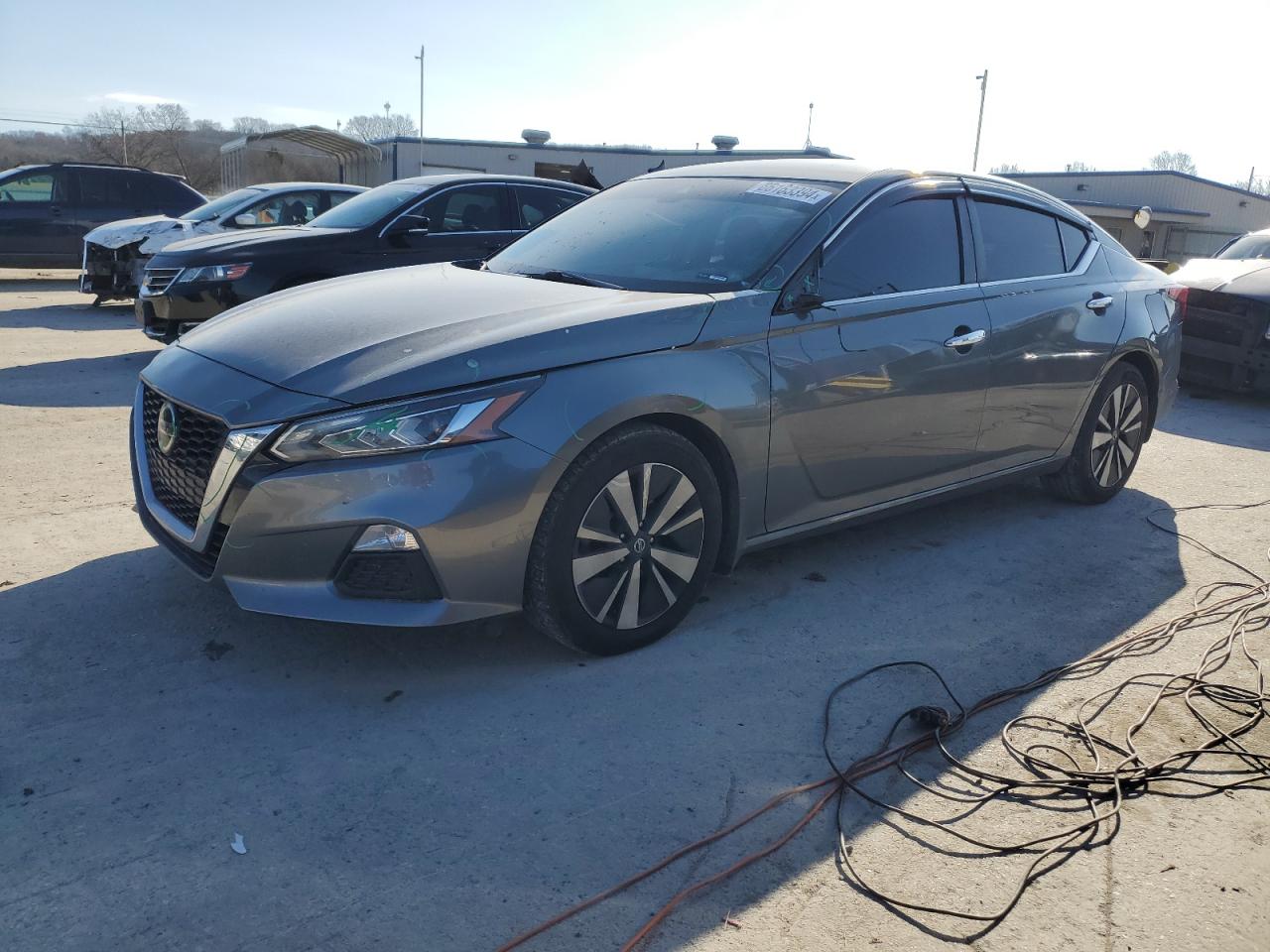  Salvage Nissan Altima