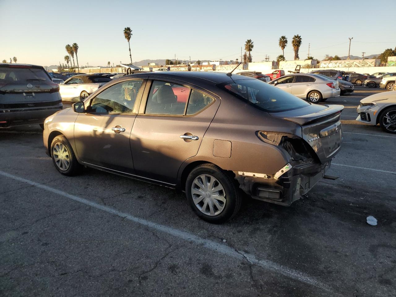 Lot #3051325672 2015 NISSAN VERSA S