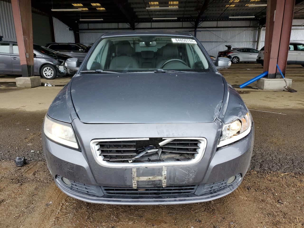 Lot #3033143016 2010 VOLVO S40 2.4I