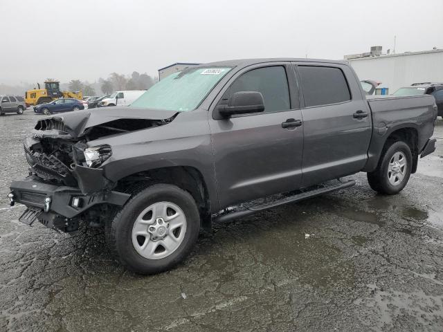 VIN 5TFEY5F10JX238564 2018 TOYOTA TUNDRA no.1