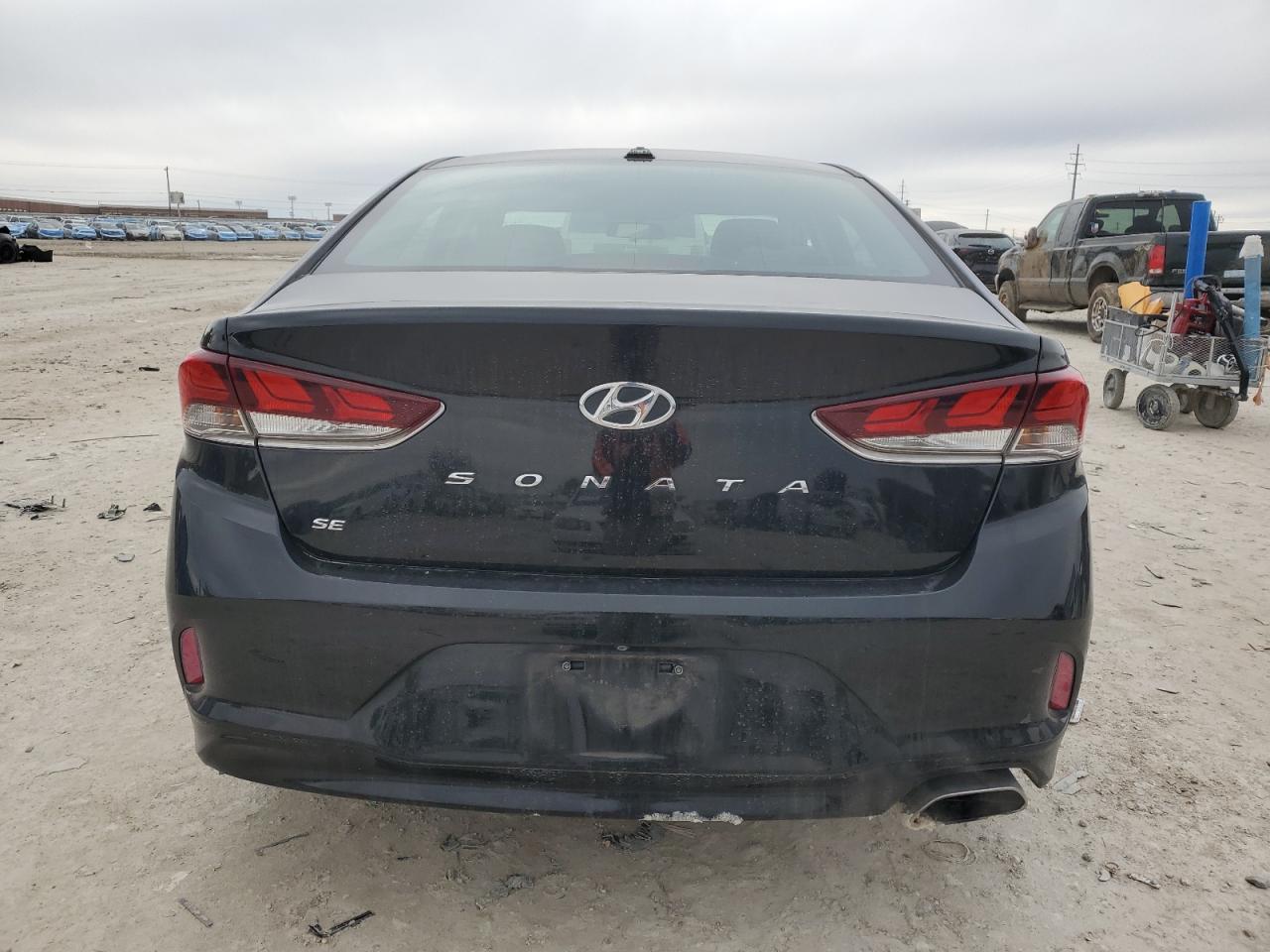 Lot #3026222294 2018 HYUNDAI SONATA SE