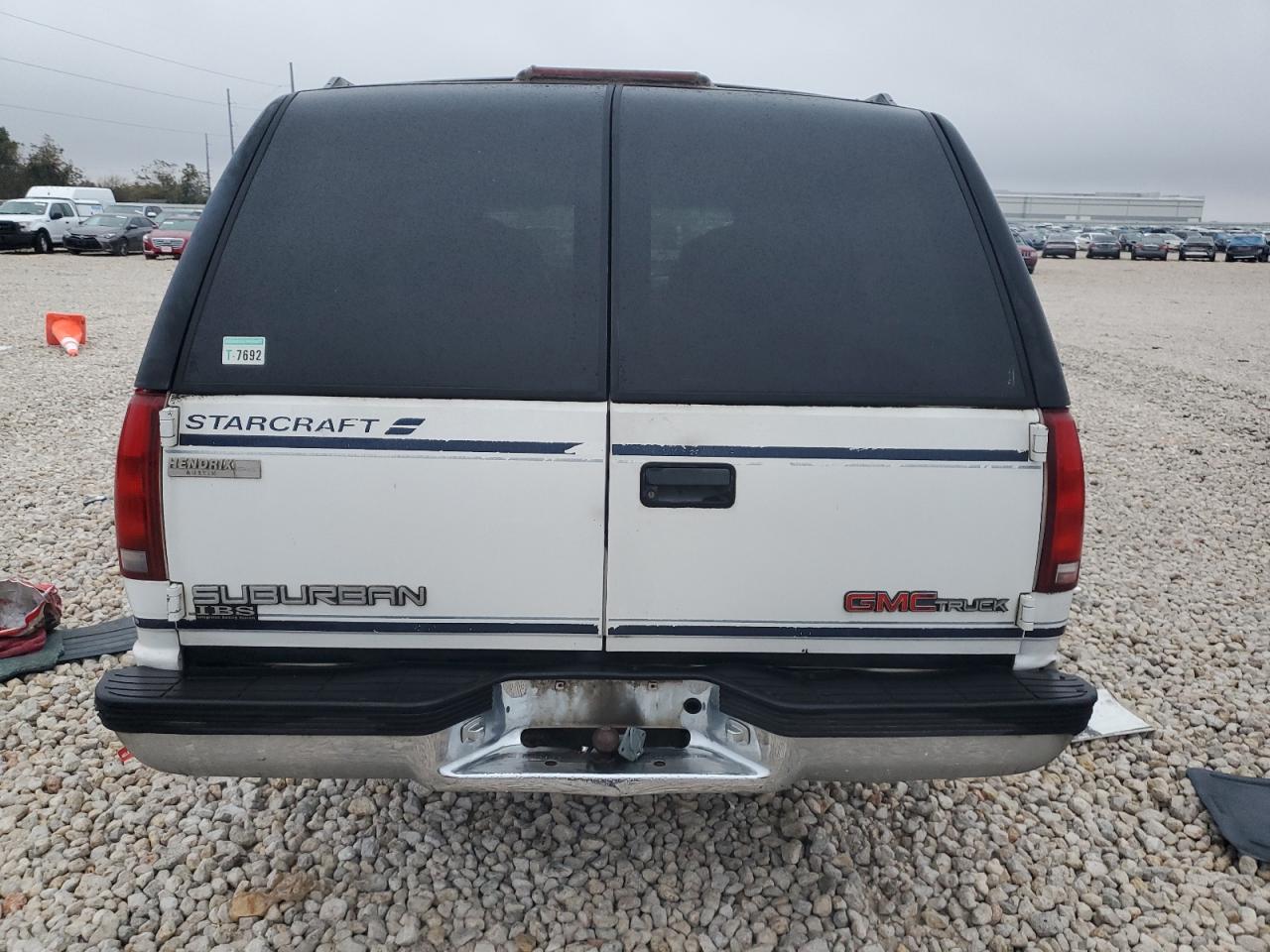 Lot #3036874053 1996 GMC SUBURBAN C