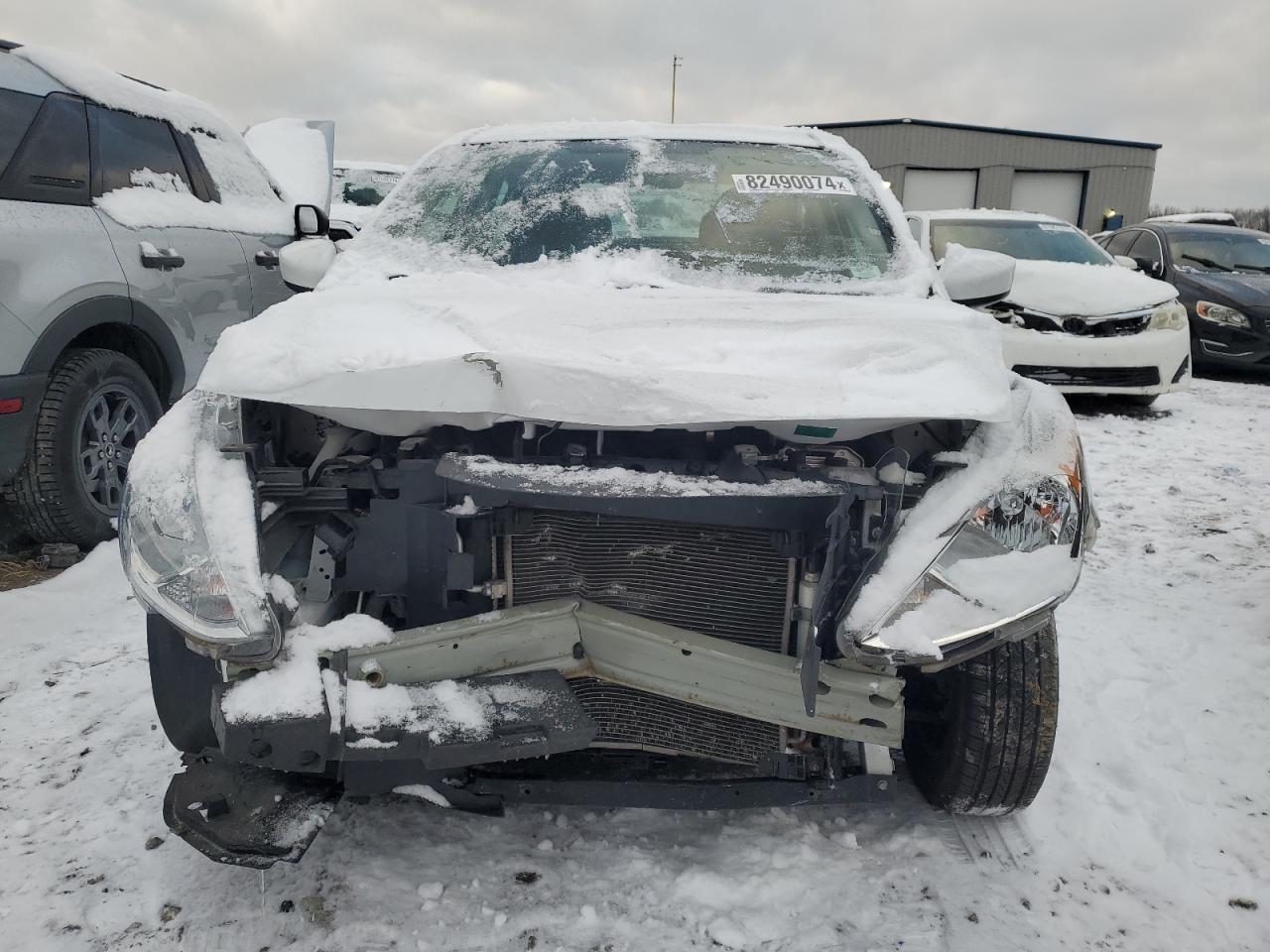 Lot #3028631921 2019 NISSAN VERSA S