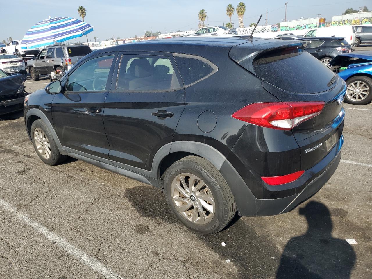 Lot #3030427486 2017 HYUNDAI TUCSON SE