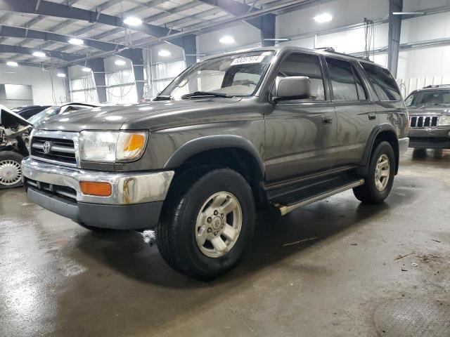 TOYOTA 4RUNNER SR