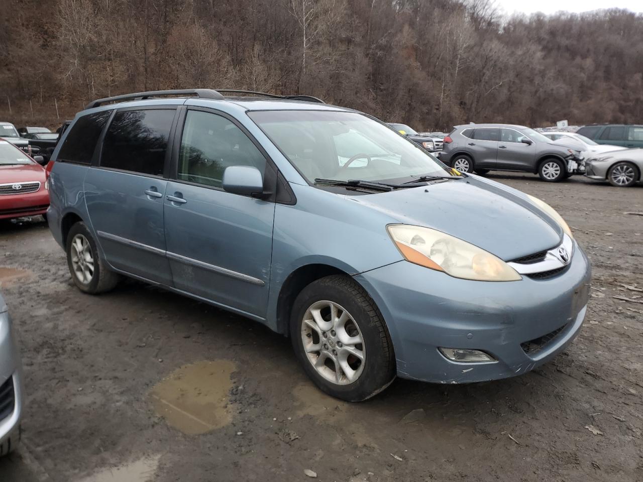 Lot #3030409458 2006 TOYOTA SIENNA XLE