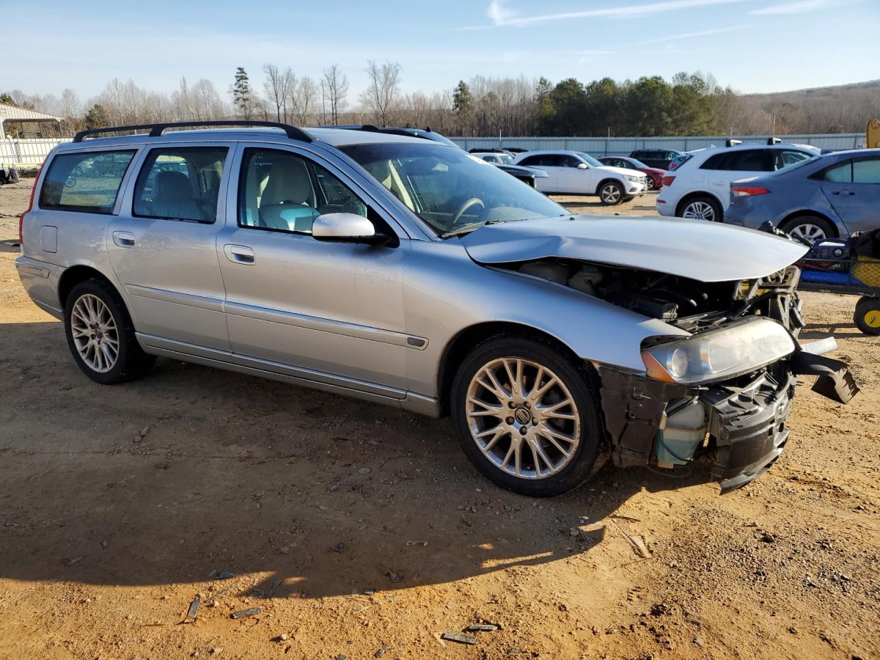 Lot #3042039194 2006 VOLVO V70 2.5T