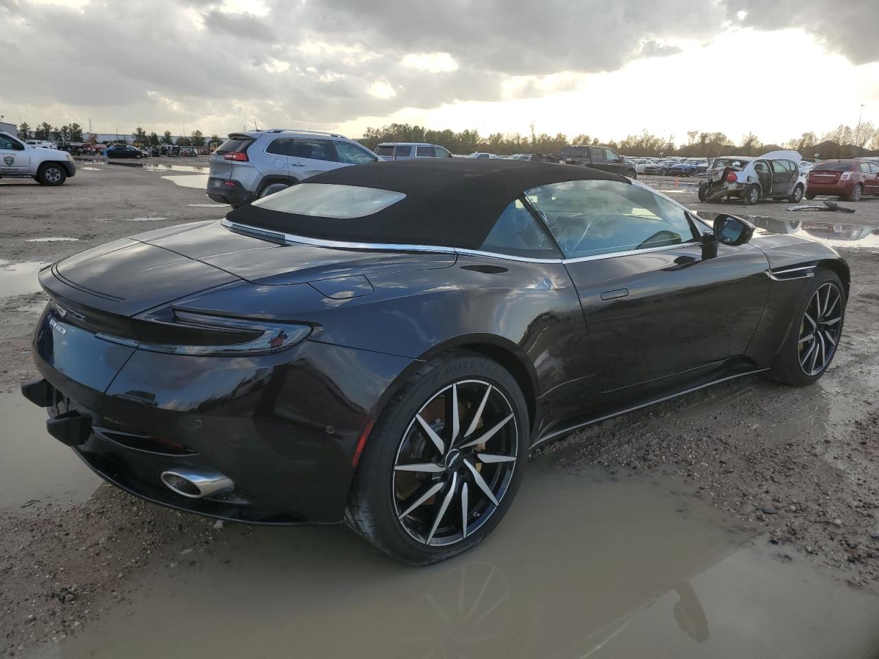 Lot #3026991809 2020 ASTON MARTIN DB11