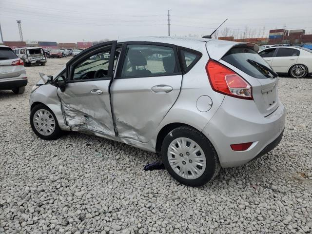 VIN 3FADP4TJ4FM127211 2015 FORD FIESTA no.2