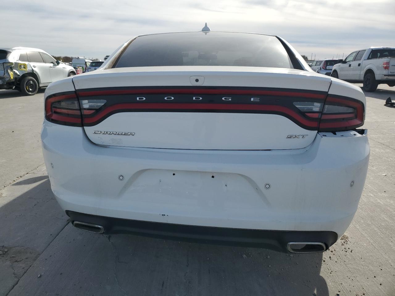 Lot #3030621115 2018 DODGE CHARGER SX