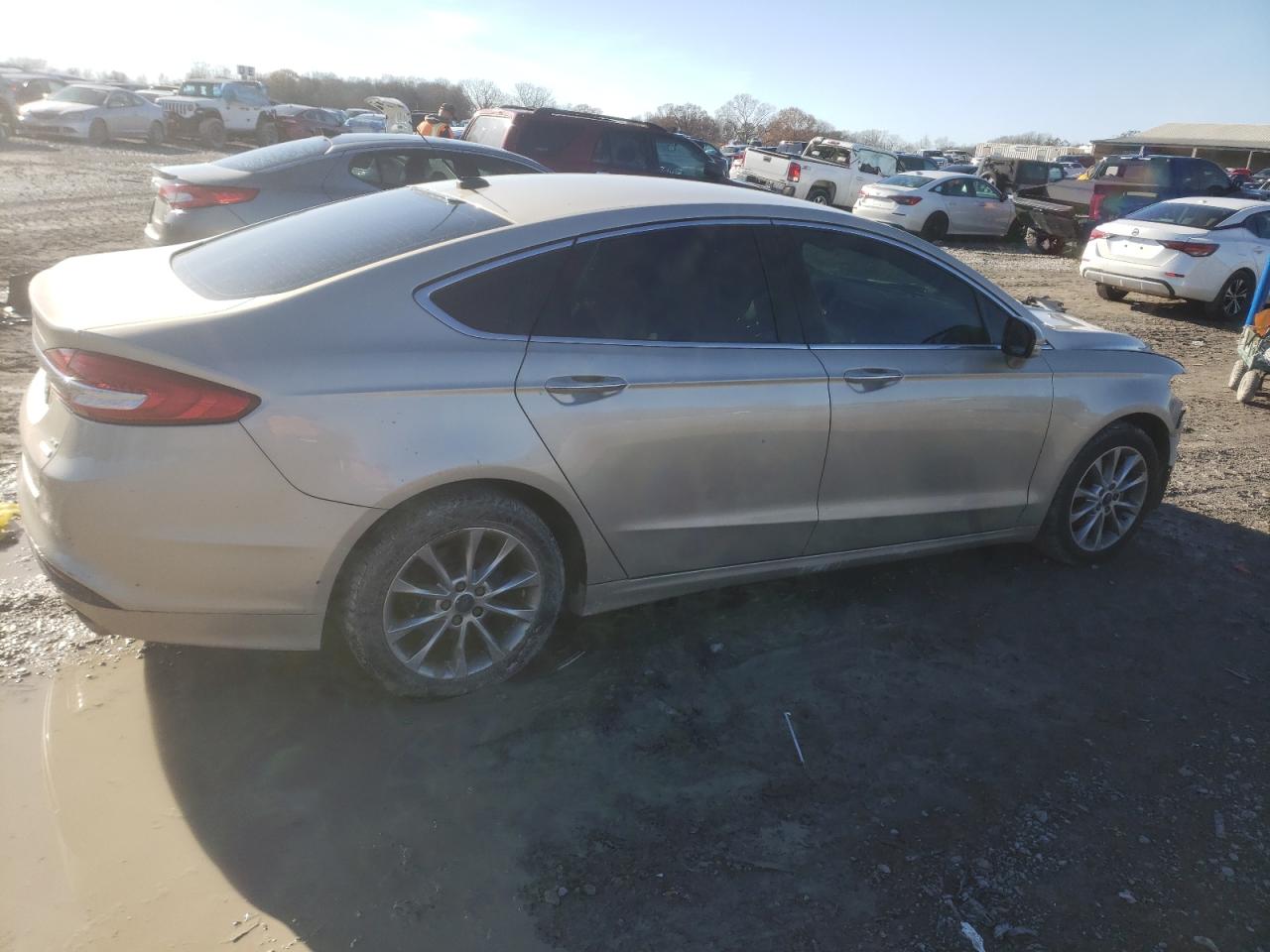 Lot #3038066195 2017 FORD FUSION SE