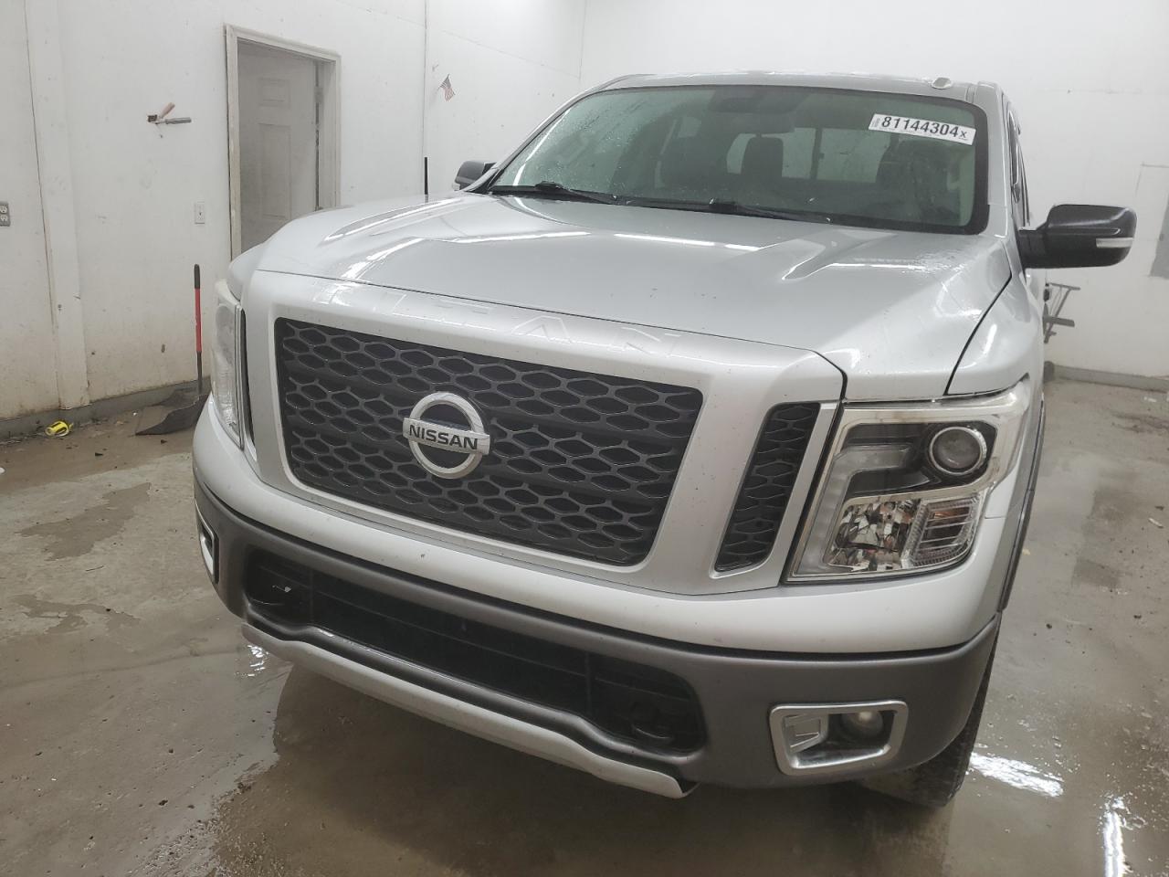 Lot #3028580938 2018 NISSAN TITAN SV