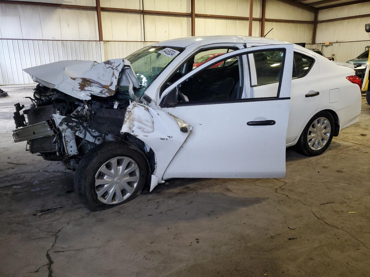 NISSAN VERSA S