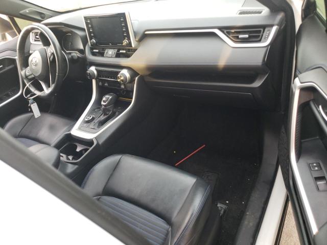2020 TOYOTA RAV4 XSE JTMEWRFV5LD541943