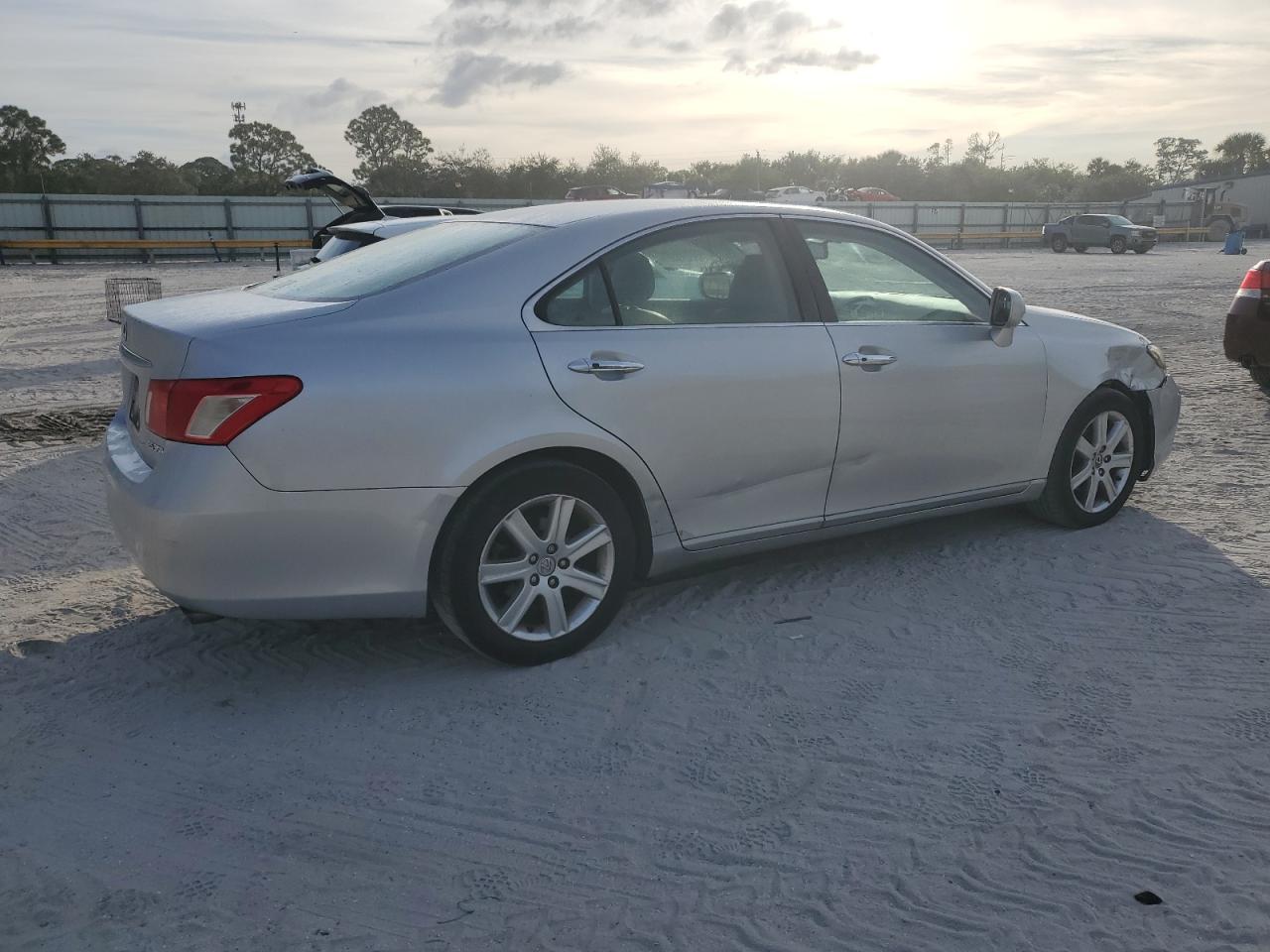 Lot #3048546875 2007 LEXUS ES 350