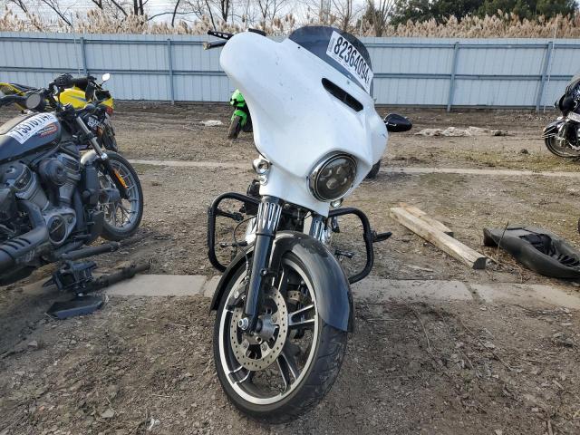 2016 HARLEY-DAVIDSON FLHXS STRE - 1HD1KRM15GB653880