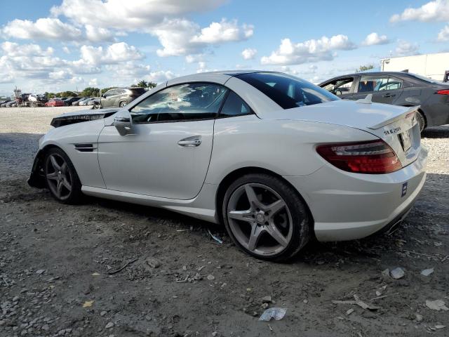 MERCEDES-BENZ SLK 250 2015 white  gas WDDPK4HA2FF107043 photo #3