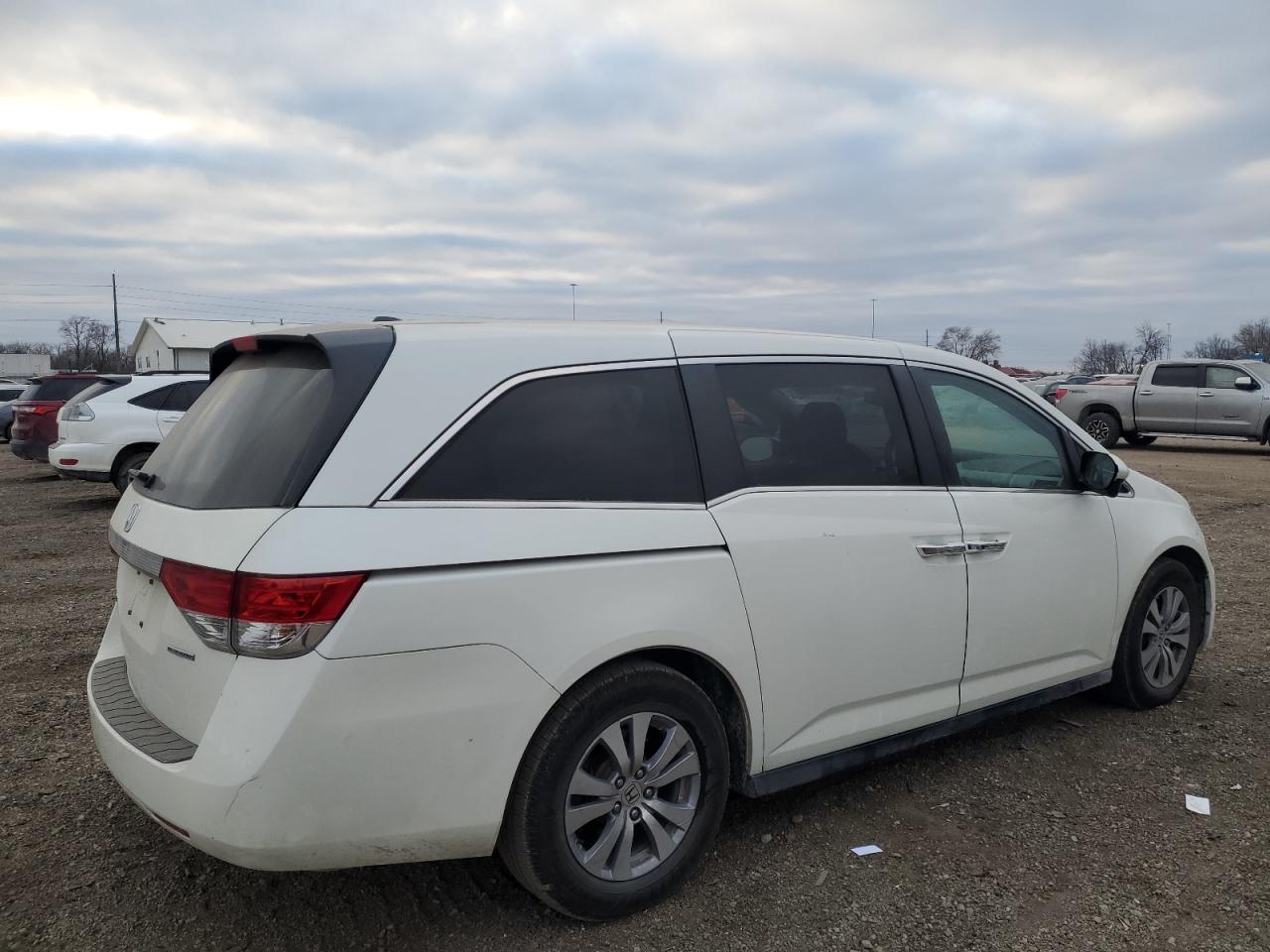 Lot #3025756312 2017 HONDA ODYSSEY SE