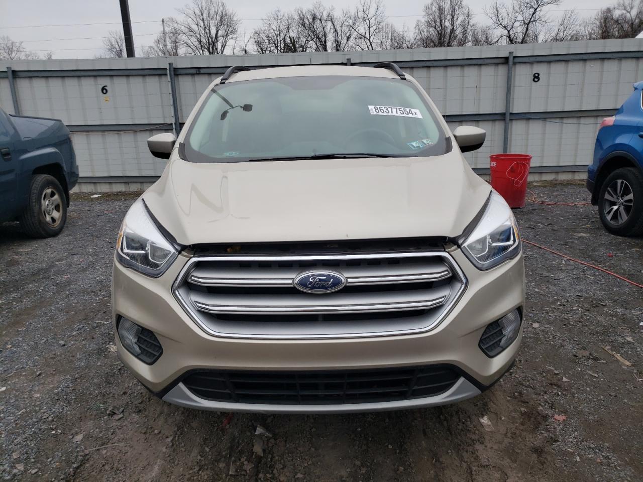 Lot #3045657673 2017 FORD ESCAPE SE