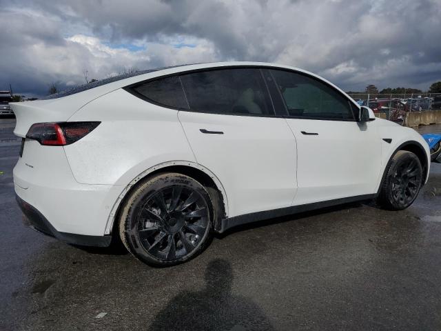 VIN 5YJYGDEE0MF108779 2021 TESLA MODEL Y no.3