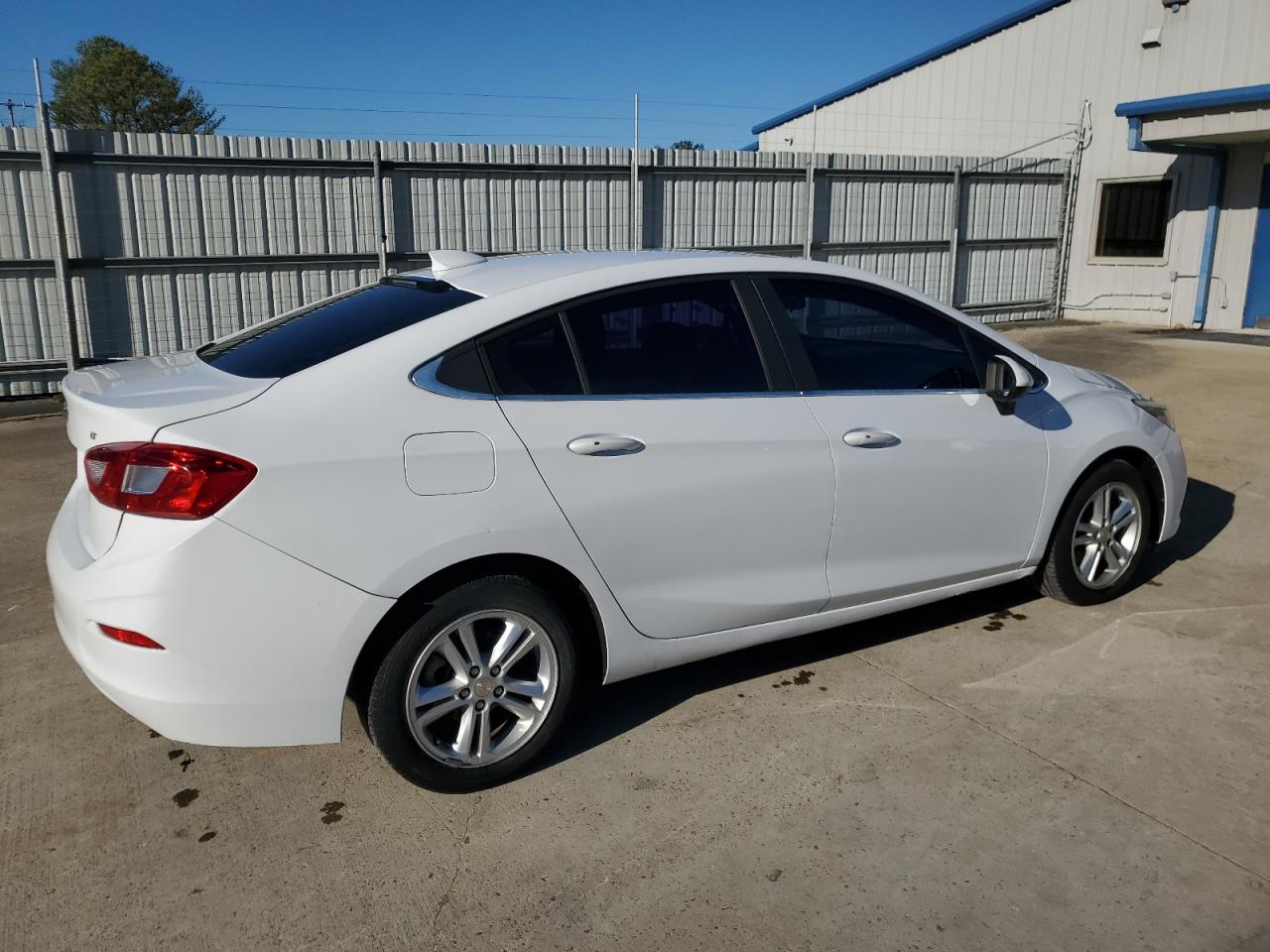 Lot #3029365681 2017 CHEVROLET CRUZE LT