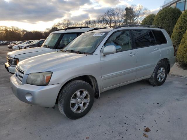 2004 TOYOTA HIGHLANDER #3022768330