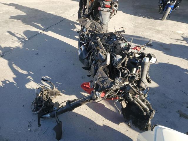 2024 DUCATI DIAVEL V4 ZDMGAR1W8RB003169