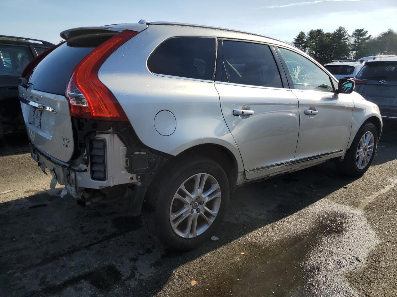 Lot #3029488691 2015 VOLVO XC60 T5 PR