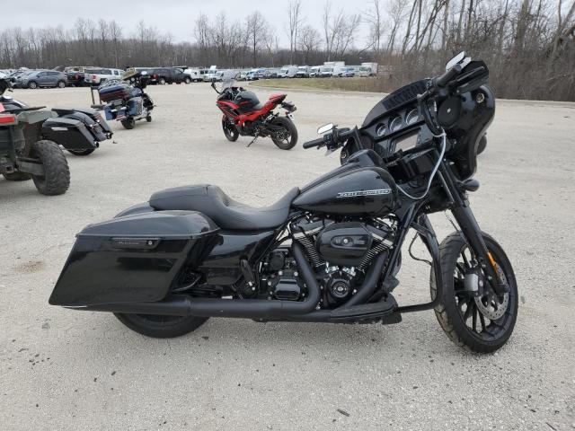 2018 HARLEY-DAVIDSON FLHXS STRE #3049636226