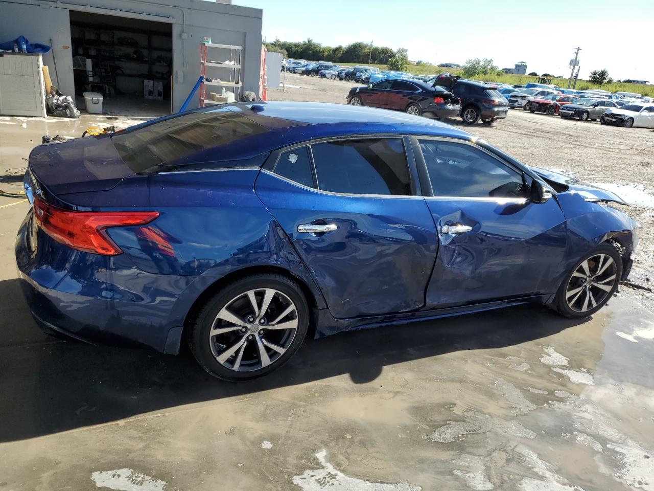 Lot #3048531906 2017 NISSAN MAXIMA 3.5