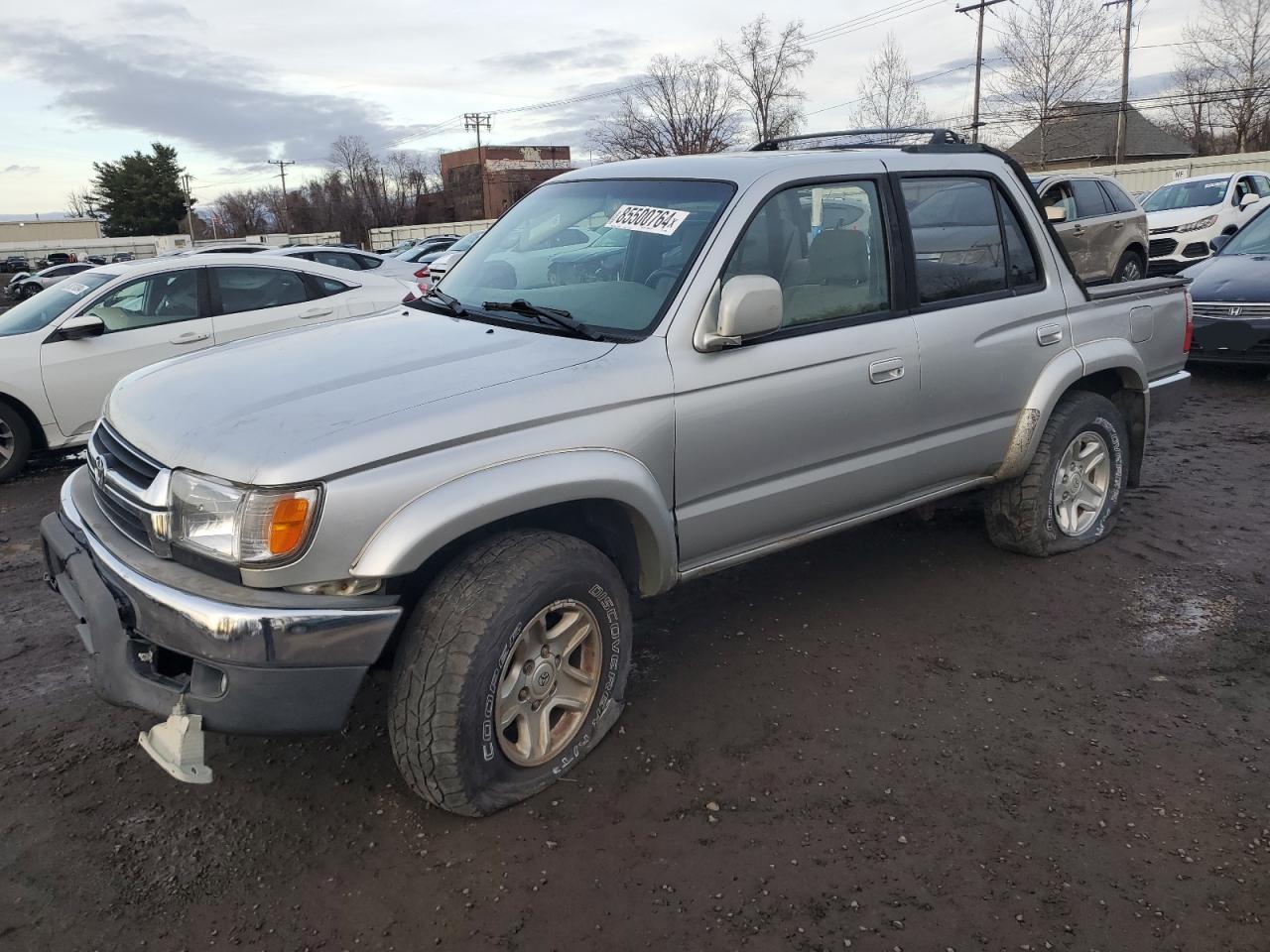 Lot #3033011017 2002 TOYOTA 4RUNNER SR