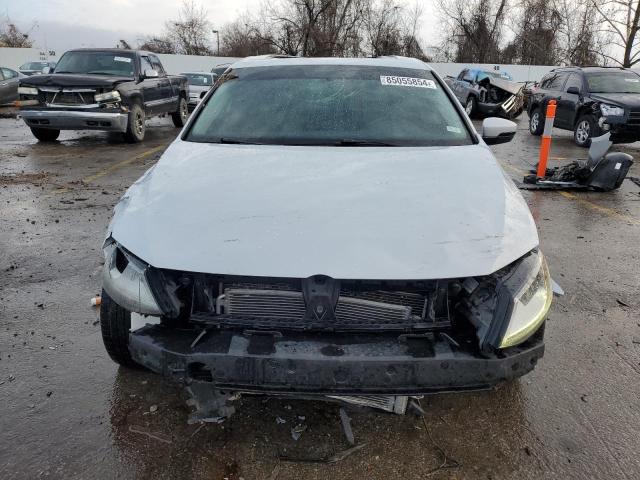 2018 VOLKSWAGEN JETTA SE - 3VWDB7AJ9JM260470
