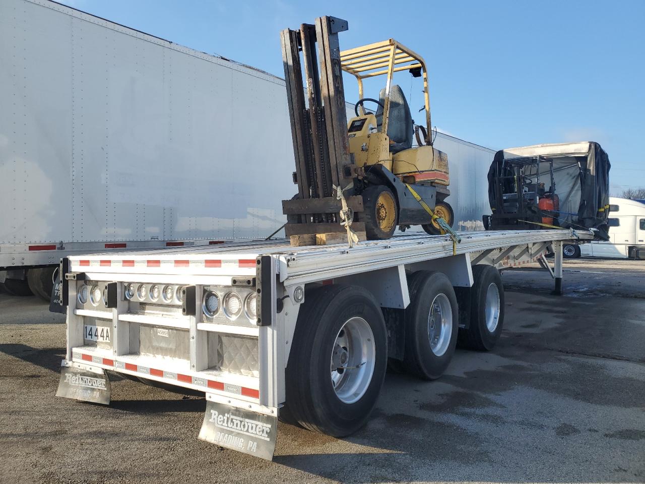 Lot #3029510378 2019 RAUF FLATBED