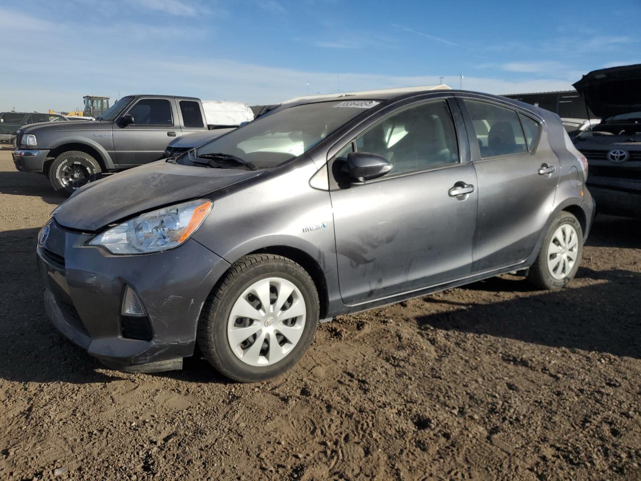  Salvage Toyota Prius